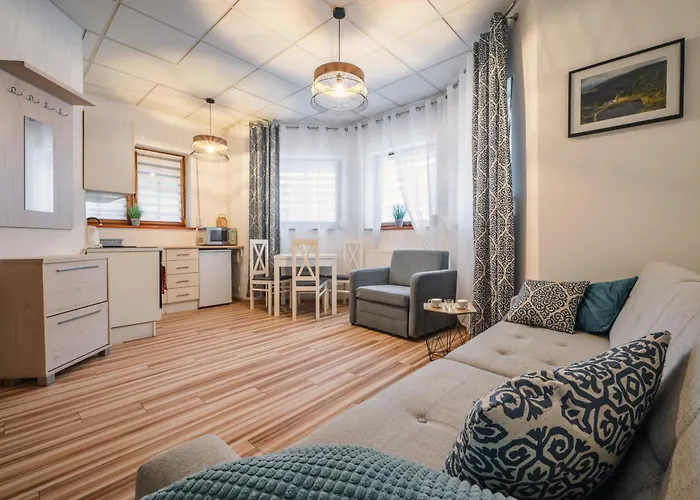 شقة Karkonoska Skalka كارباش